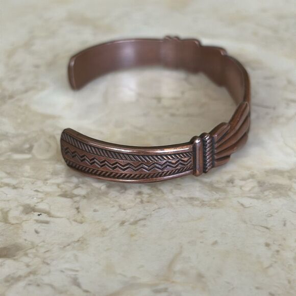 Vintage Solid Copper Southwestern Design Cuff  Unisex Bracelet - Picture 4 of 10
